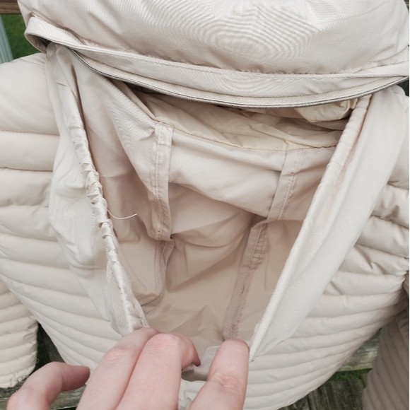 NWT BCBGMAXAZRIA Buttermilk Women's Large Puffer Coat - Picture 8 of 15